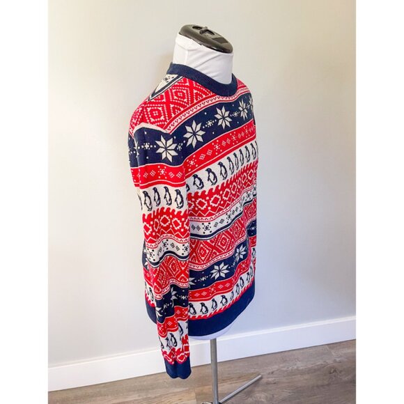 Men's H&M LOGG Penguin Holiday Sweater - Picture 6 of 12